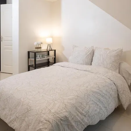 Appartement Cosy Entre Paris & *